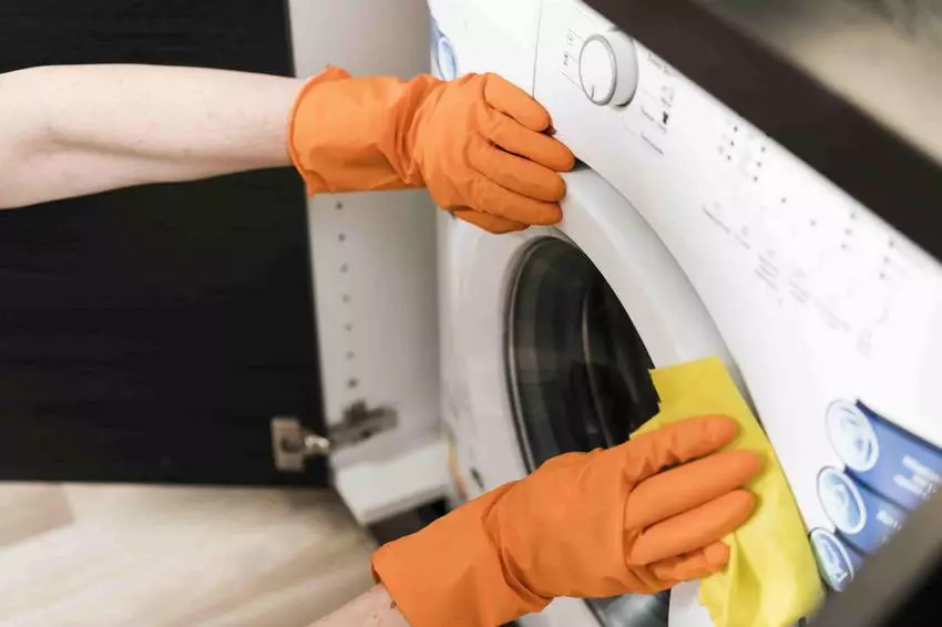 warum Waschmaschine stinkt